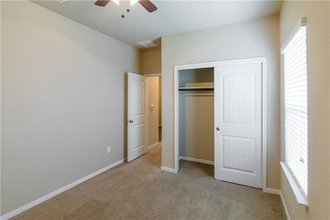 Building Photo - 15117 Bullbrier Rd