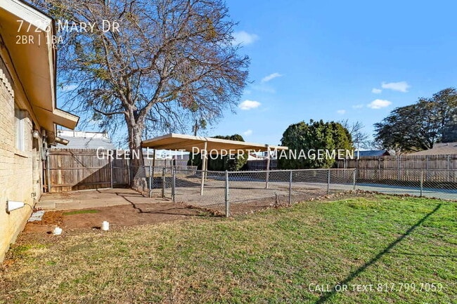 Building Photo - 7728 Mary Dr