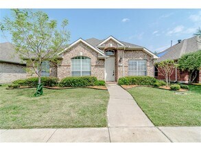 Building Photo - 5708 Bedford Ln