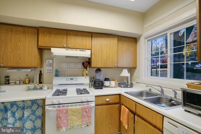 Building Photo - 1629 Fitzgerald Ln