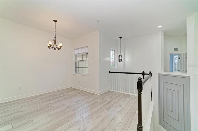 Building Photo - 8261 Miramar Way