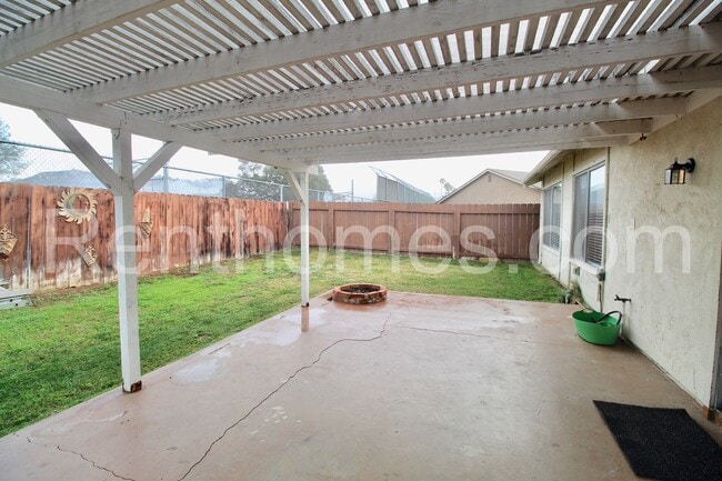 Building Photo - 13877 Wayland Grove Ct