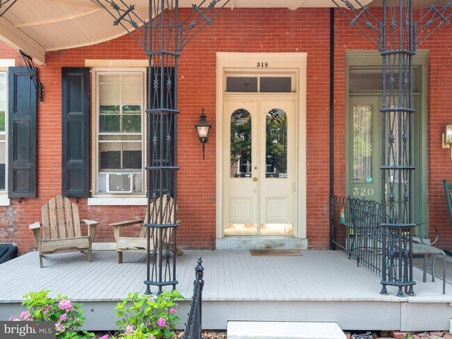 Building Photo - 318 N Matlack St