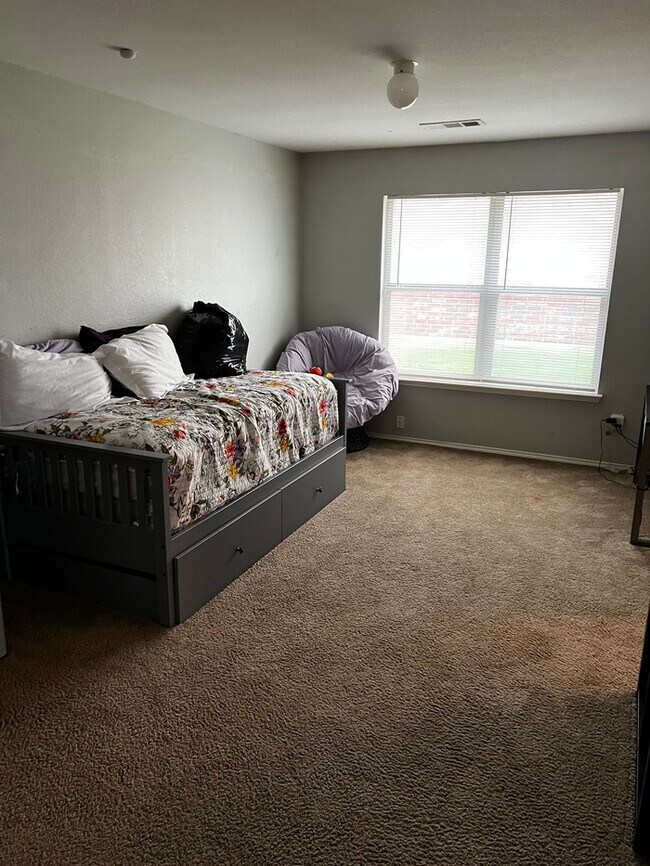 Building Photo - 6509 Plainview Ct