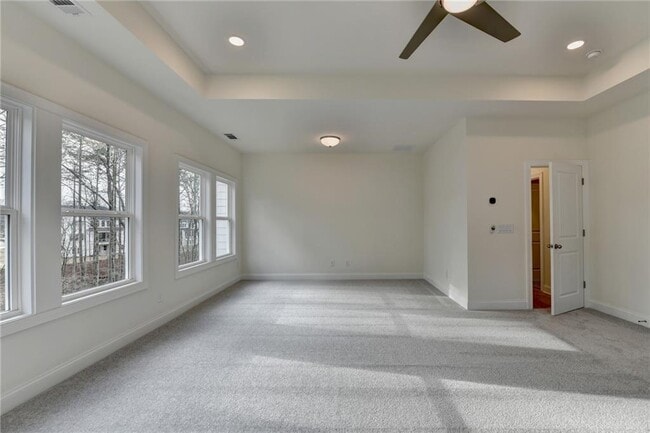 Building Photo - 2471 Stewart Rd