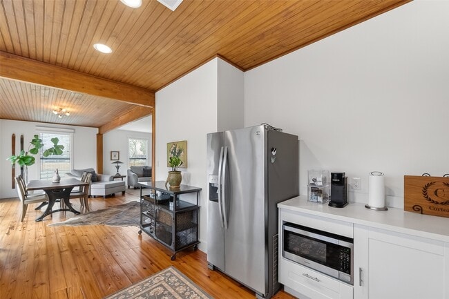 Building Photo - 1808 Tabor St