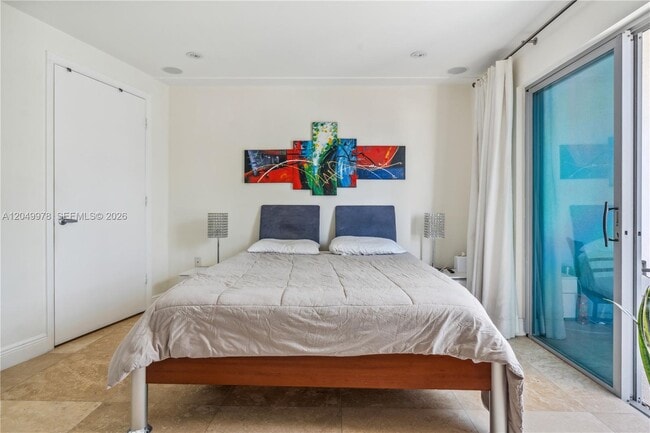 Building Photo - 7700 Collins Ave