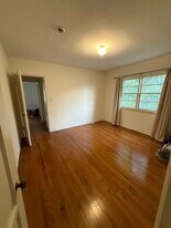 Building Photo - 1775 Kelton Ave