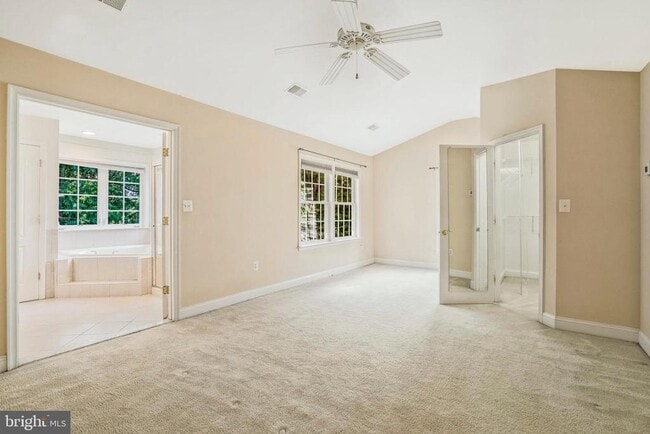 Building Photo - 9980 Cyrandall Dr