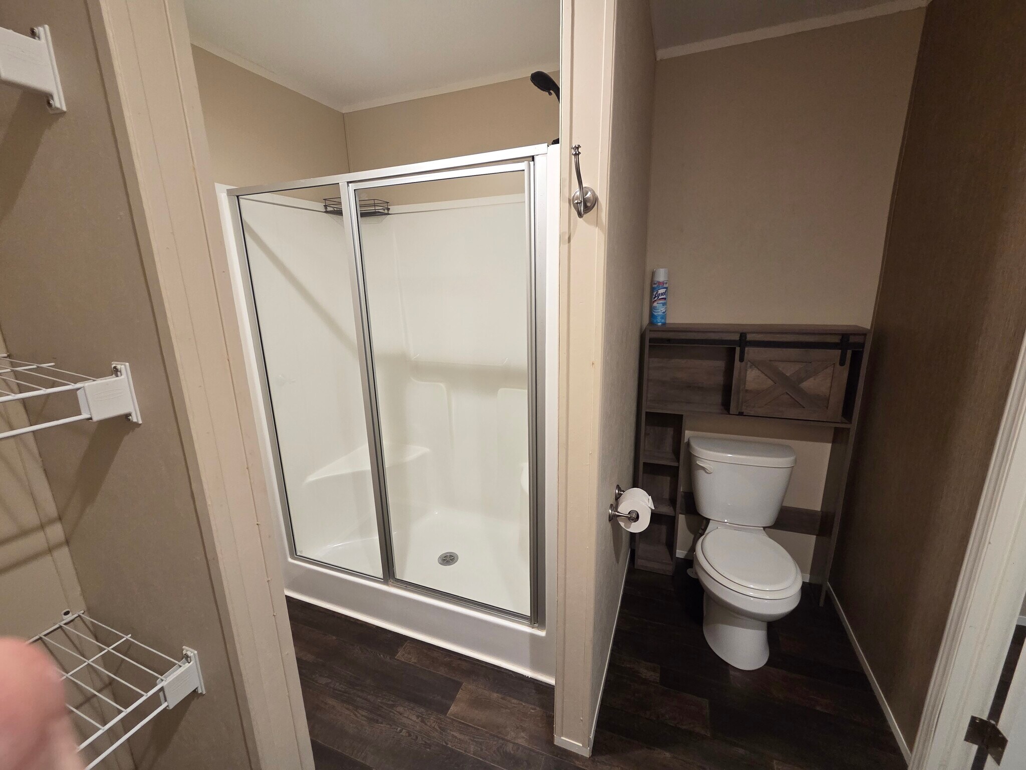 Building Photo - 2409 Creekview Dr