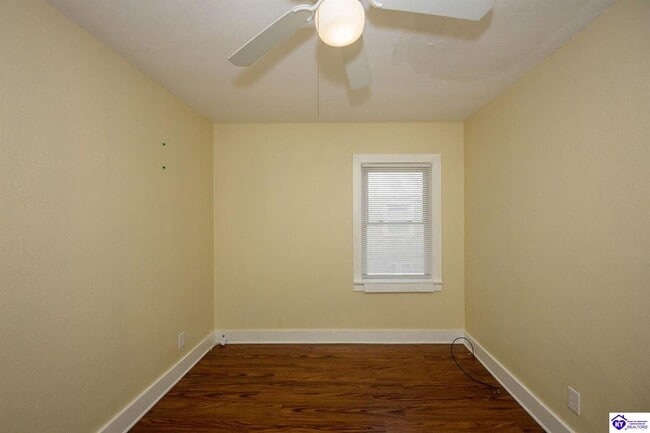 Building Photo - 216 N Mantle Ave