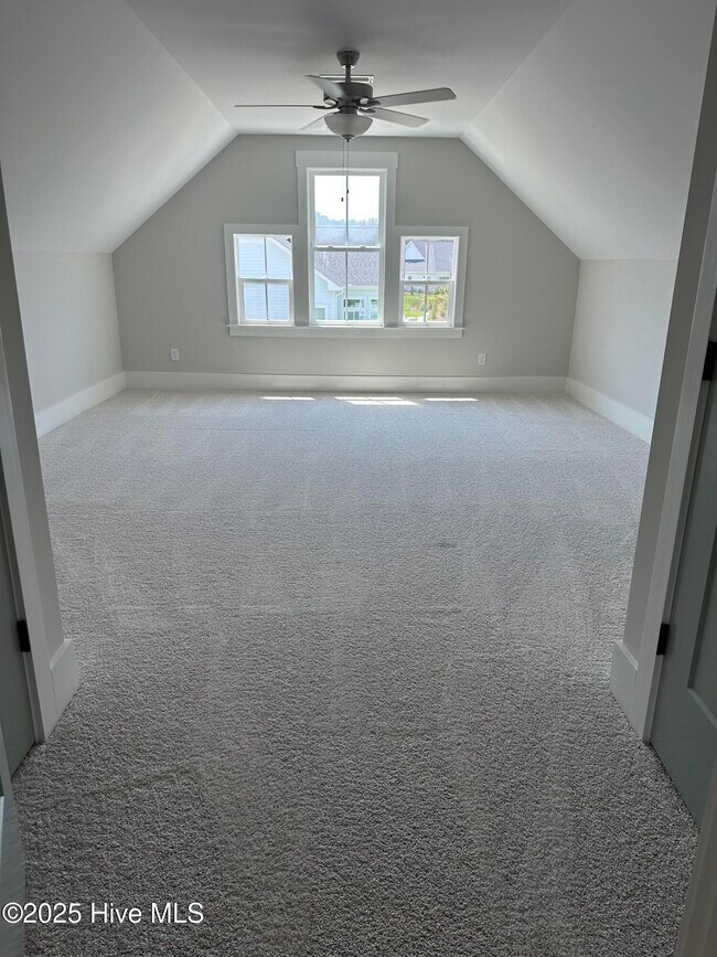 Building Photo - 3210 Calusa Cv