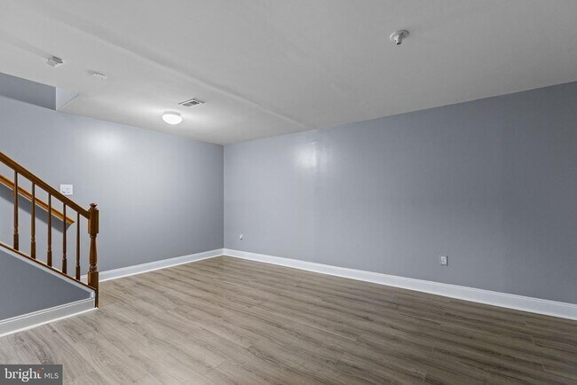 Building Photo - 36 Fletcher Dr