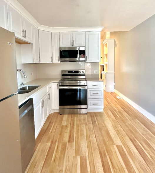 Building Photo - 3105 W 8525 S