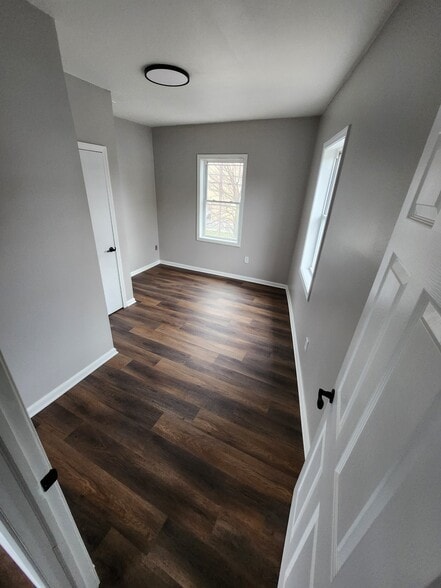 Building Photo - 995 Campbell Ave