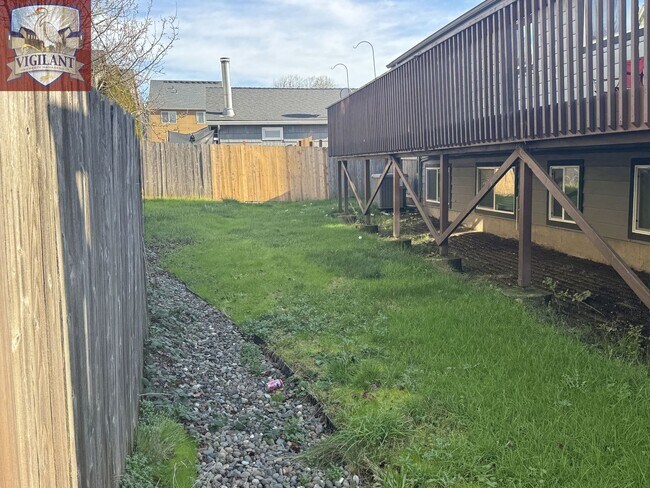 Building Photo - WA3309