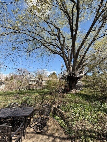 Building Photo - 5114 Flambeau Rd