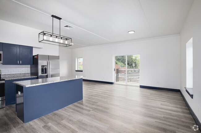 3BR, 2BA - 1,300SF - 12th & Court Lofts