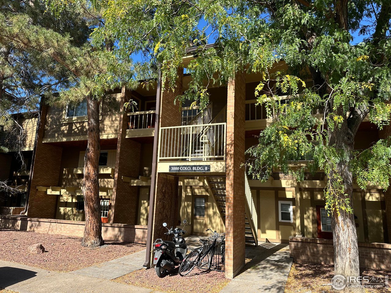 Building Photo - 3000 Colorado Ave