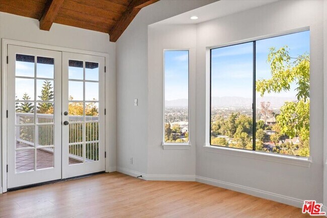 Building Photo - 3630 Roberts View Pl