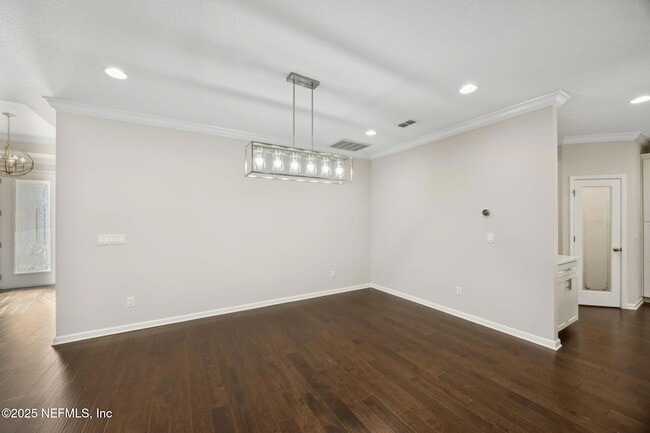 Building Photo - 2719 Chapman Oak Dr