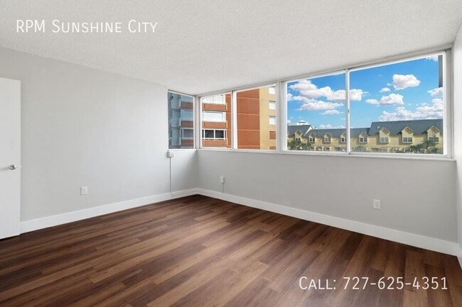 Building Photo - 17920 Gulf Blvd