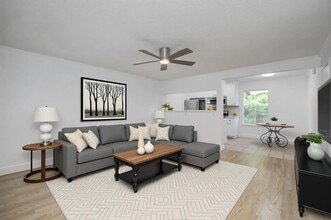 Building Photo - 1527 Rutland St