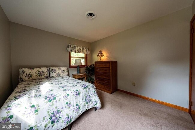 Building Photo - 1238 Hillcreek Rd