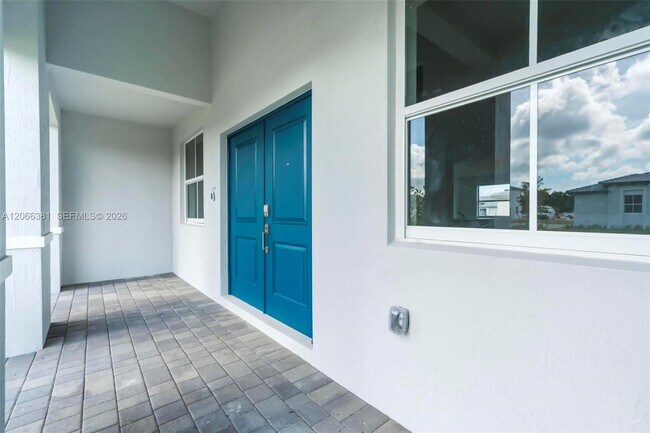 Building Photo - 27308 SW 159th Ct