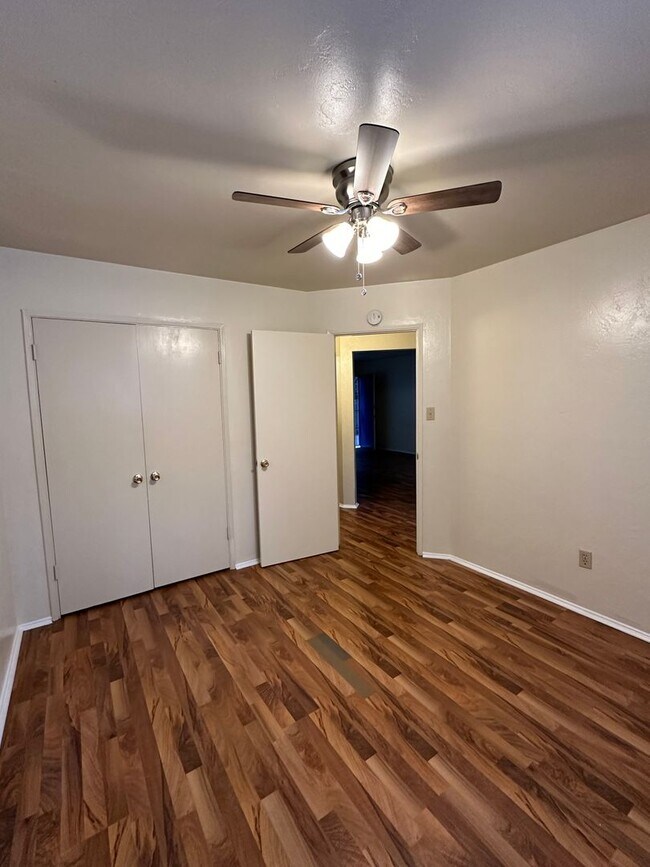 Building Photo - 4225 Kansas St