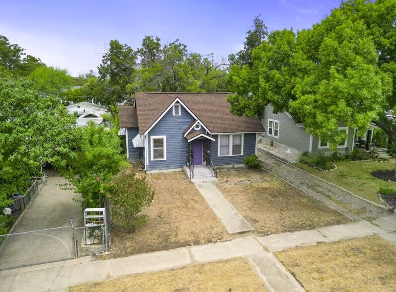 Building Photo - 1131 McKinley Ave