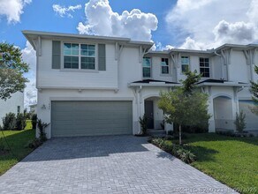 Building Photo - 1664 Pelican Post Pl