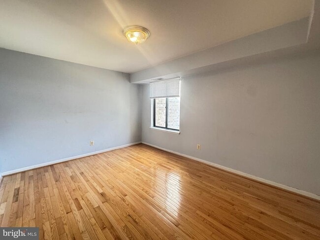 Building Photo - 5482 Cedar Ln