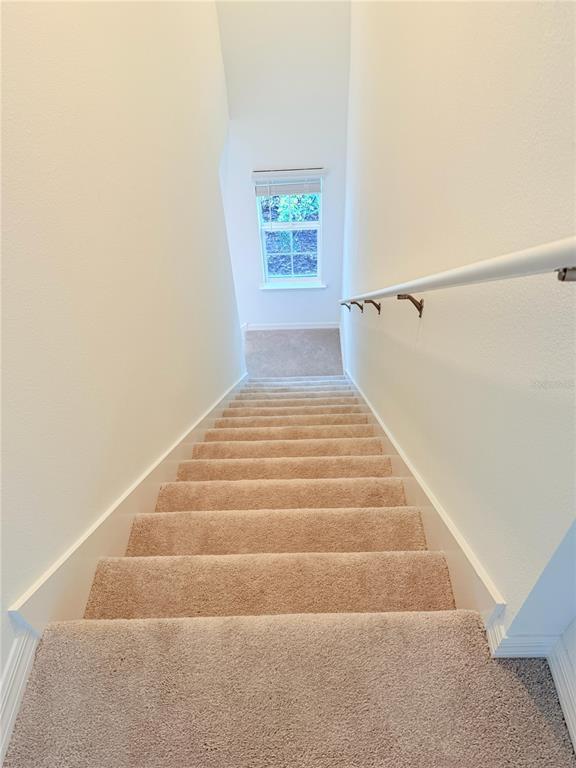 Building Photo - 17602 Pleasantview Blvd