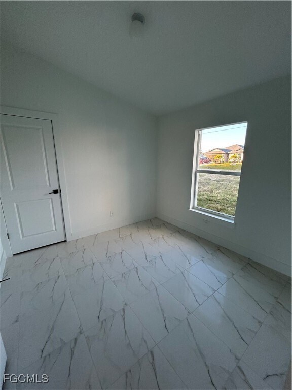 Building Photo - 2803 65th St W