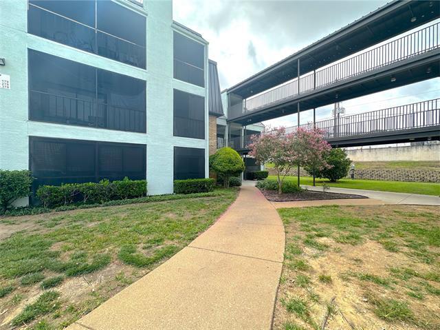 Building Photo - 11460 Audelia Rd