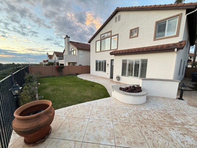 Building Photo - Start Your New Year in this Gorgeous Carlsbad Home