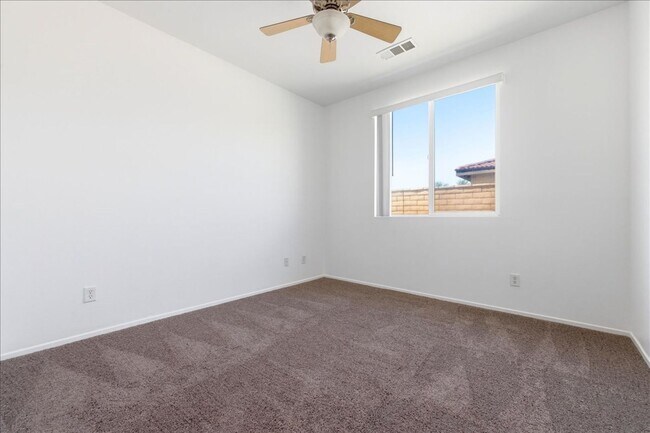 Building Photo - 4 Bed / 2.5 Bath Home at Talavera!