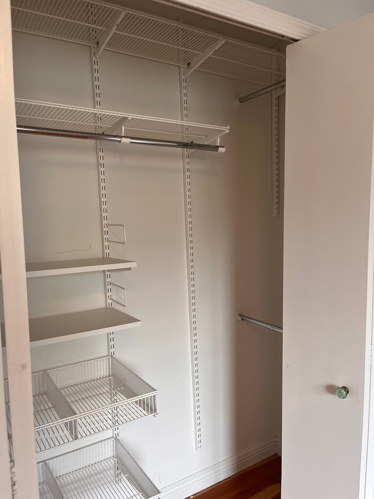 Master Elfa Closet - 2808 Andiron Ln