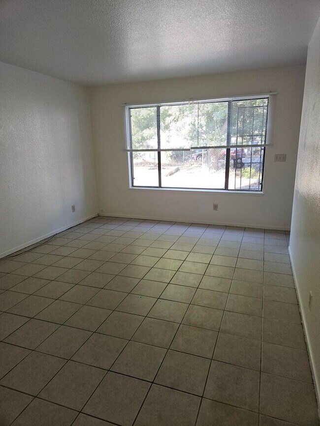 Building Photo - 1509 Lynne Renee Ct