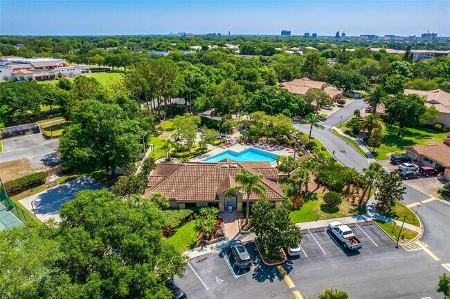 Building Photo - 7531 Sugar Bend Dr