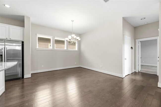 Building Photo - 18423 Blue Hollow Heights Dr