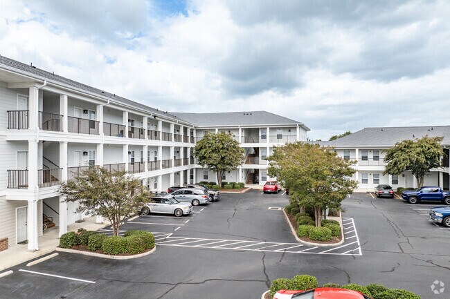 Building Photo - The Crossings at Red Mill