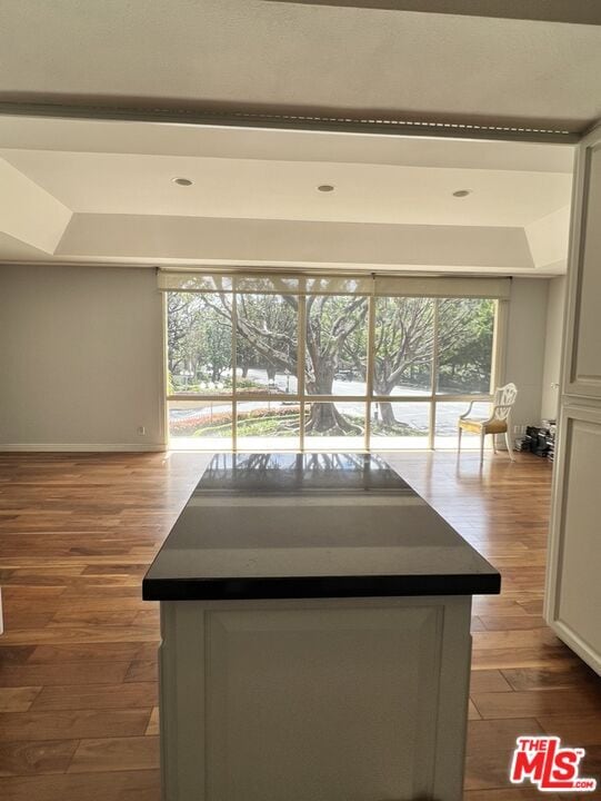 Building Photo - 2160 Century Pk E