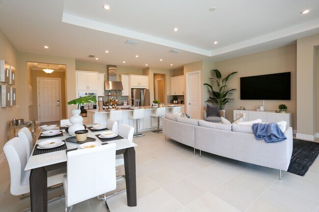 Building Photo - BRAND NEW** STUNNING POOL HOME**PROFESSIONALLY DECORATED**3 BEDS + DEN/ 3 FULL BATHS***ESPLANADE ...