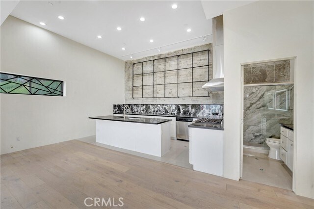 Building Photo - 3945 Evadale Dr