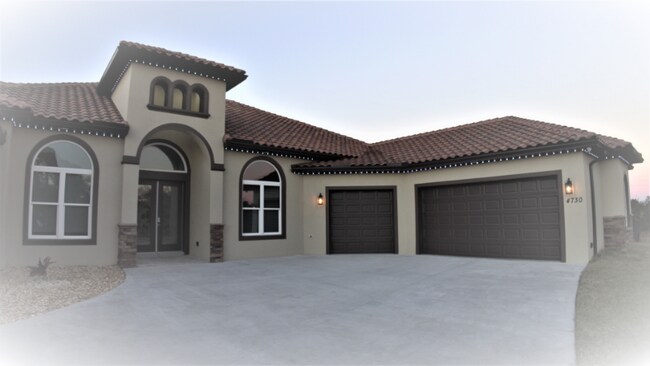 Building Photo - 4730 Mooney Ln