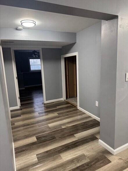 Downstairs hallway - 517 Aidone Dr
