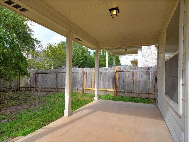 Building Photo - 11113 Crazy Well Dr