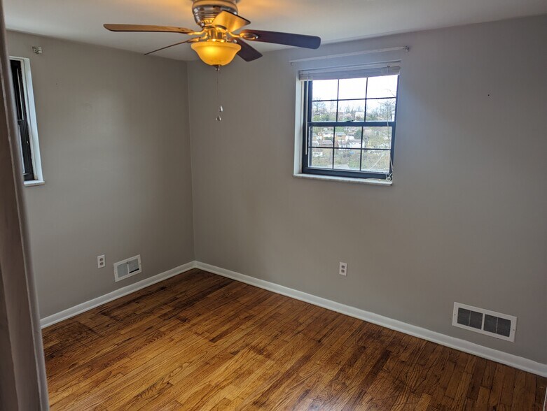 Bedroom #3 - 2557 Allender Avenue